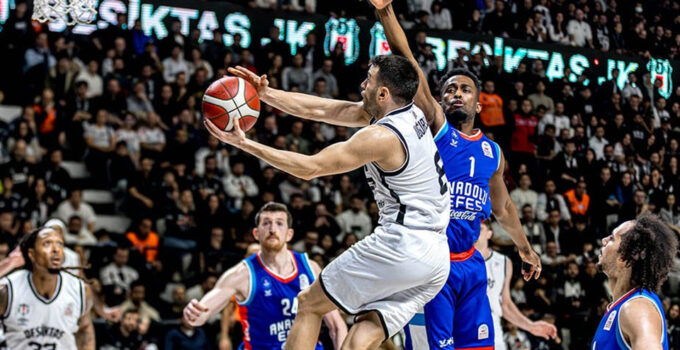 Anadolu Efes – Beşiktaş Fibabanka maçı ertelendi