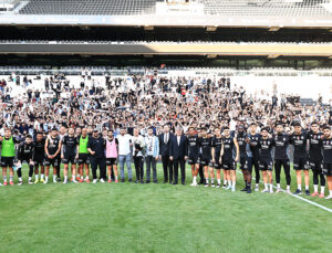 Beşiktaş, taraftara açık antrenman düzenledi