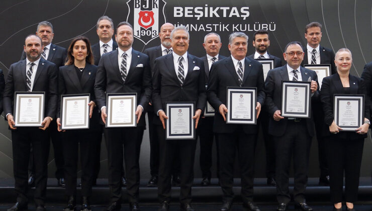 Serdal Adalı ve yönetimi, mazbatalarını aldı