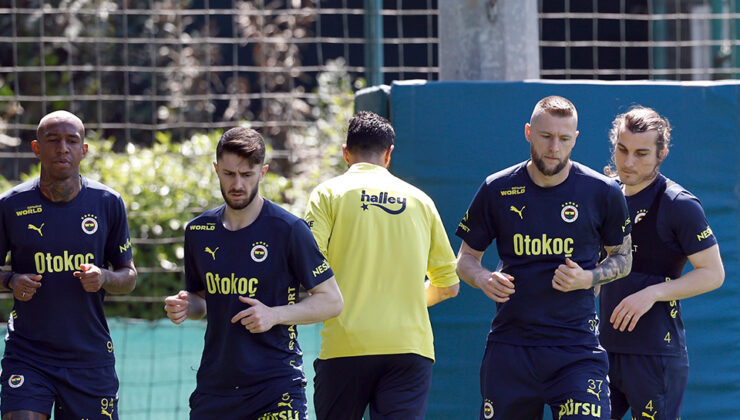 Fenerbahçe, Başakşehir maçına hazırlanıyor