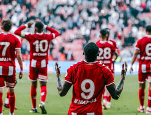 Samsunspor, 3 puanı 3 golle aldı