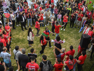 Traktör taraftarları şampiyonluğu İstanbul’da kutladı